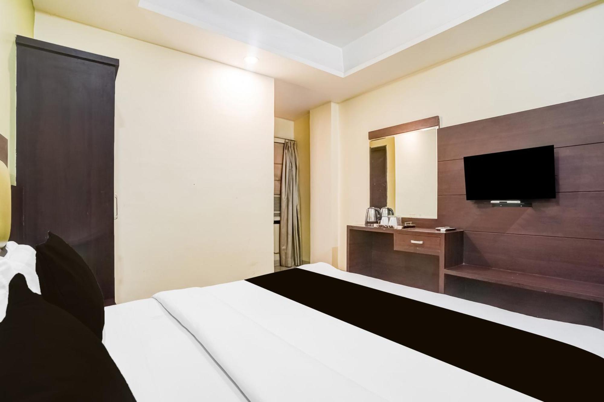 Super Townhouse Sikar Road Jaipur Formerly Hotel Aroma Inn Kültér fotó
