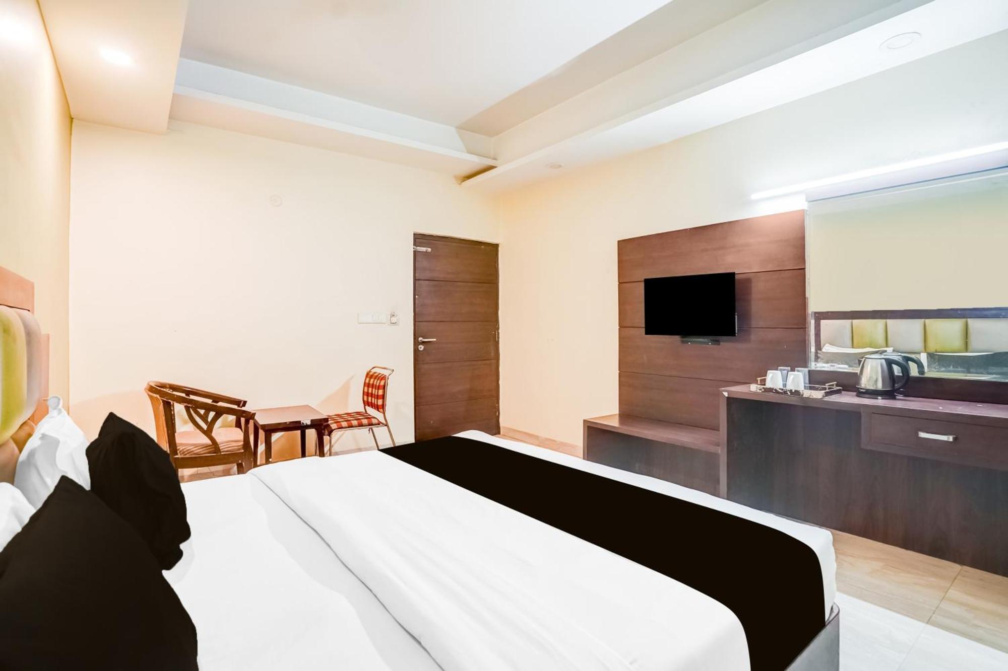 Super Townhouse Sikar Road Jaipur Formerly Hotel Aroma Inn Kültér fotó